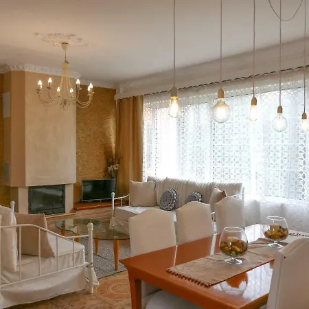 Nikols Luxurious *